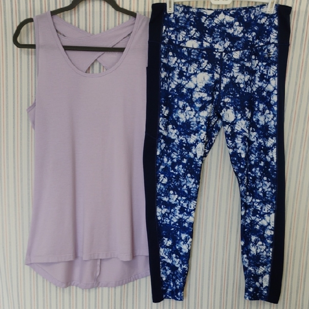 BCG Lavender Top L And Academy LTD Blue Tie-Dye Leggings  L